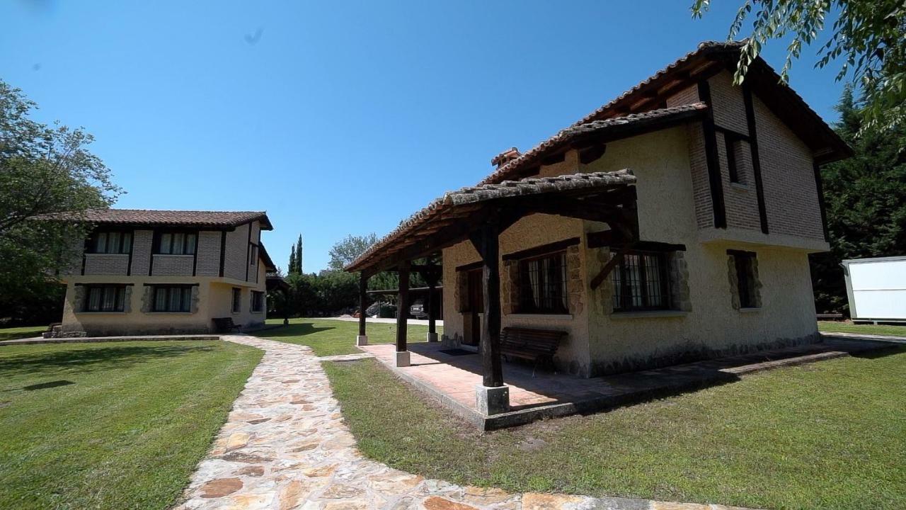 Affittacamere Esencia De Gredos Ramacastanas Esterno foto
