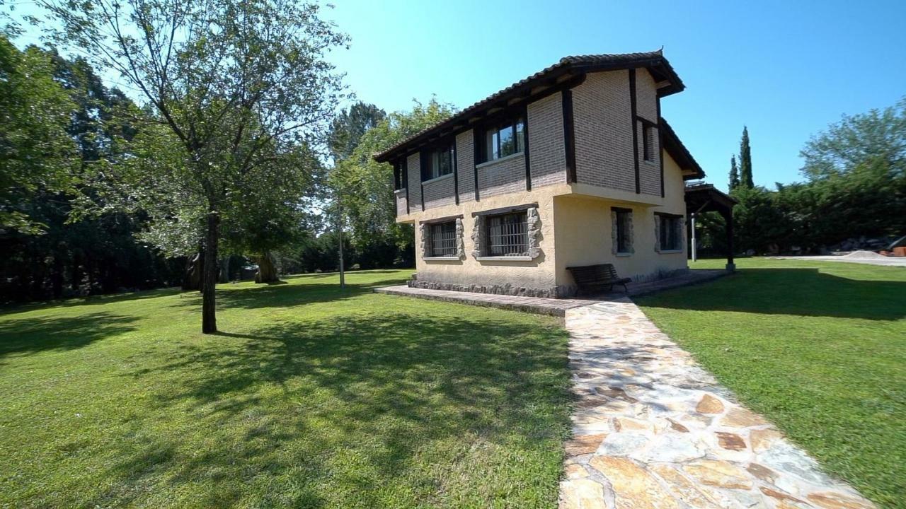 Affittacamere Esencia De Gredos Ramacastanas Esterno foto